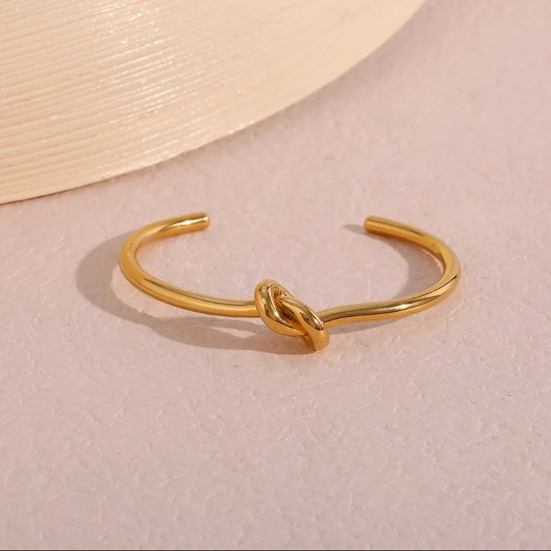 Twisted Knot Open Bangle Bracelet | gold