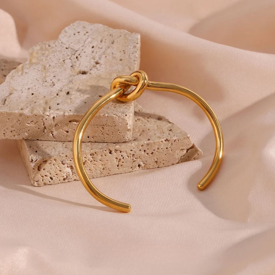 Twisted Knot Open Bangle Bracelet | gold